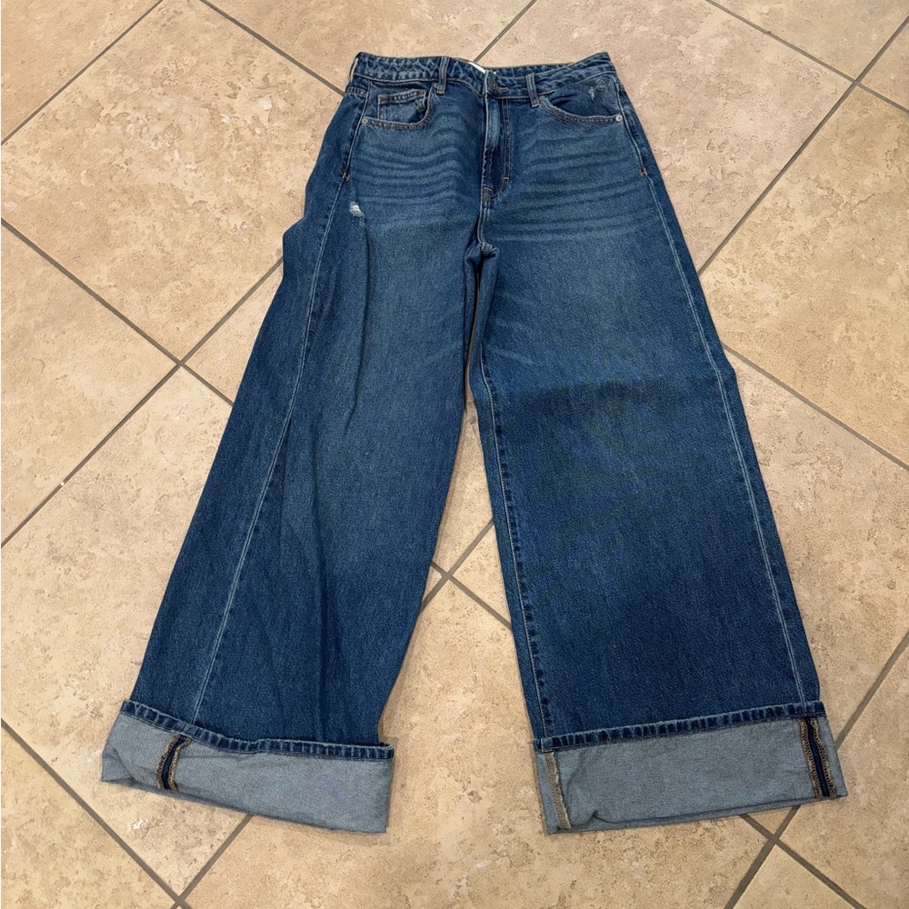 Hidden Jeans
